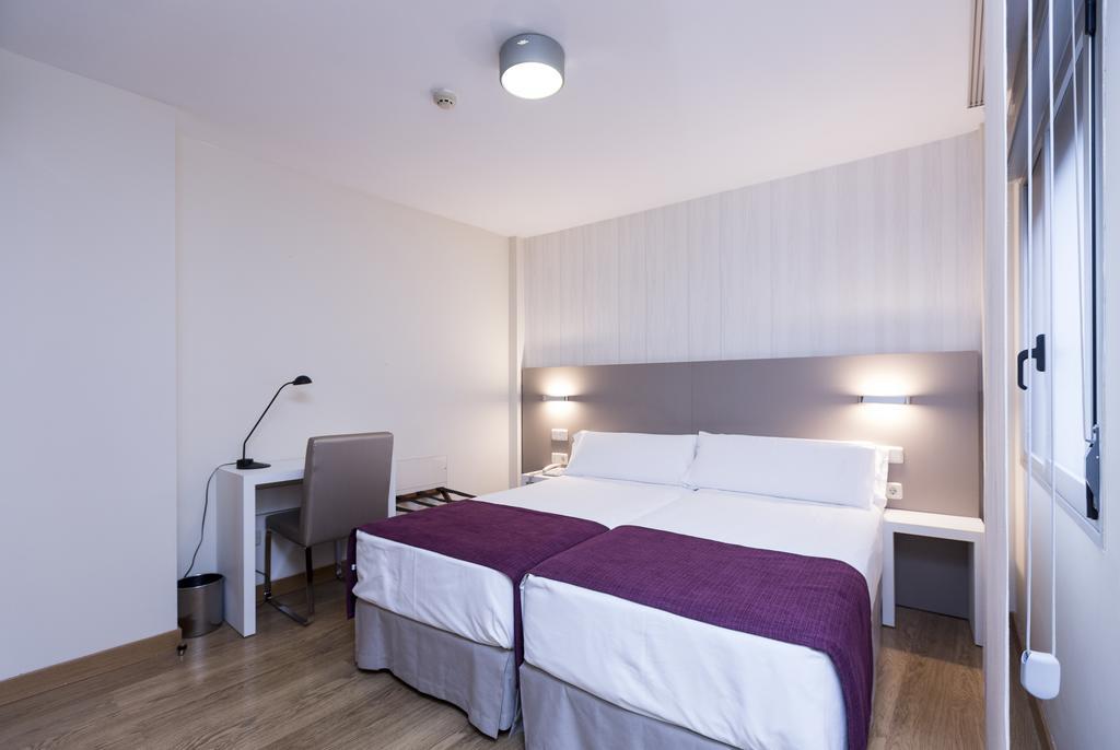 Di' Carlo Otel Madrid Dış mekan fotoğraf